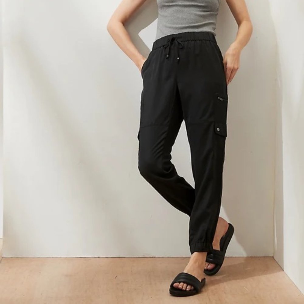 Banana republic tencel cargo jogger pants XS